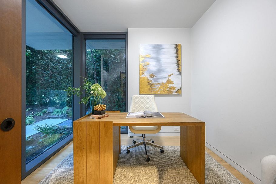 4988 Chancellor Boulevard Vancouver, BC - 11