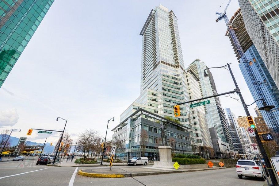 3304 1077 W Cordova Street Vancouver, BC - 1