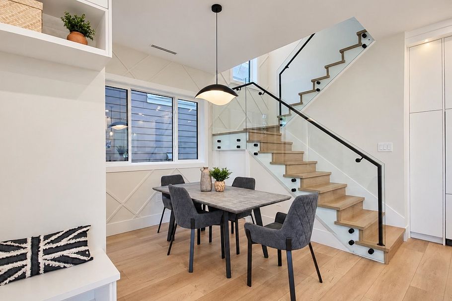 1 746 E 12th Avenue Vancouver, BC - 7