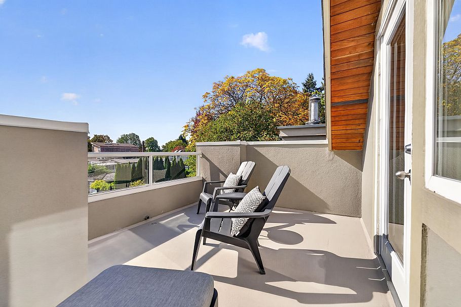 135 E 43rd Avenue Vancouver, BC - 32