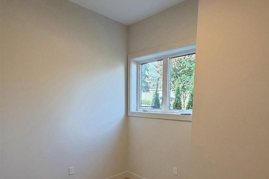 1402 E 18th Avenue Vancouver, BC - 8