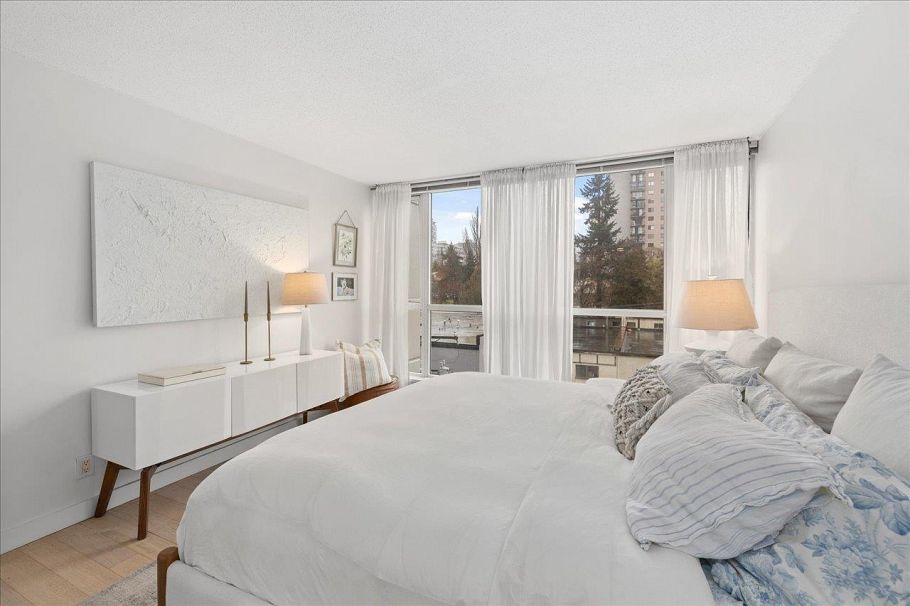 708 188 E Esplanade North Vancouver, BC - 15