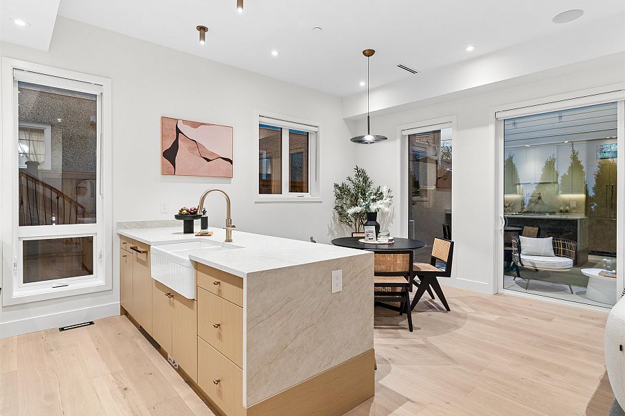 2 2541 E 2nd Avenue Vancouver, BC - 6