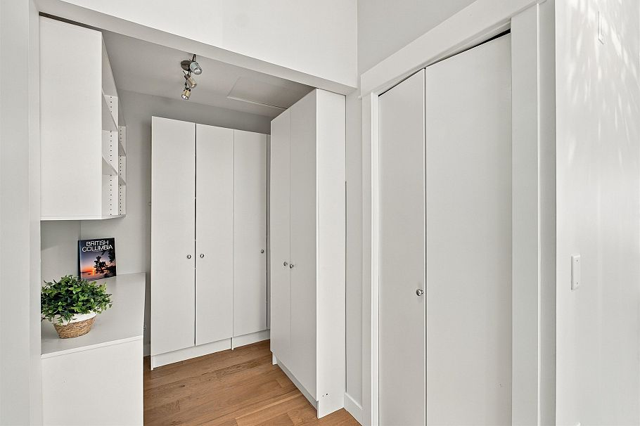 307 1468 St. Andrews Avenue North Vancouver, BC - 15