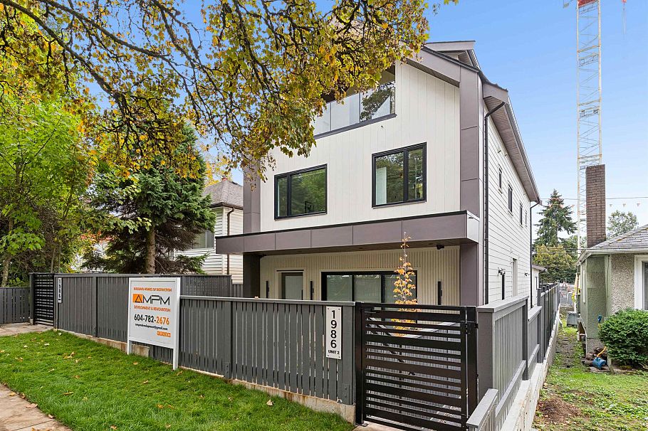1 1986 E 8th Avenue Vancouver, BC - 30