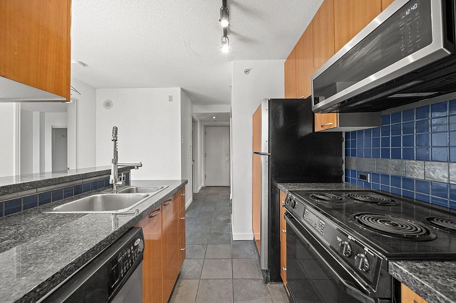 1807 1068 Hornby Street Vancouver, BC - 12