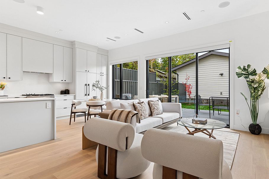 2 1986 E 8th Avenue Vancouver, BC - 3
