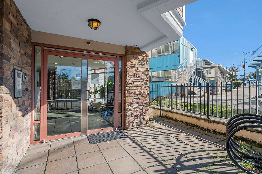 101 2973 Kingsway Vancouver, BC - 10