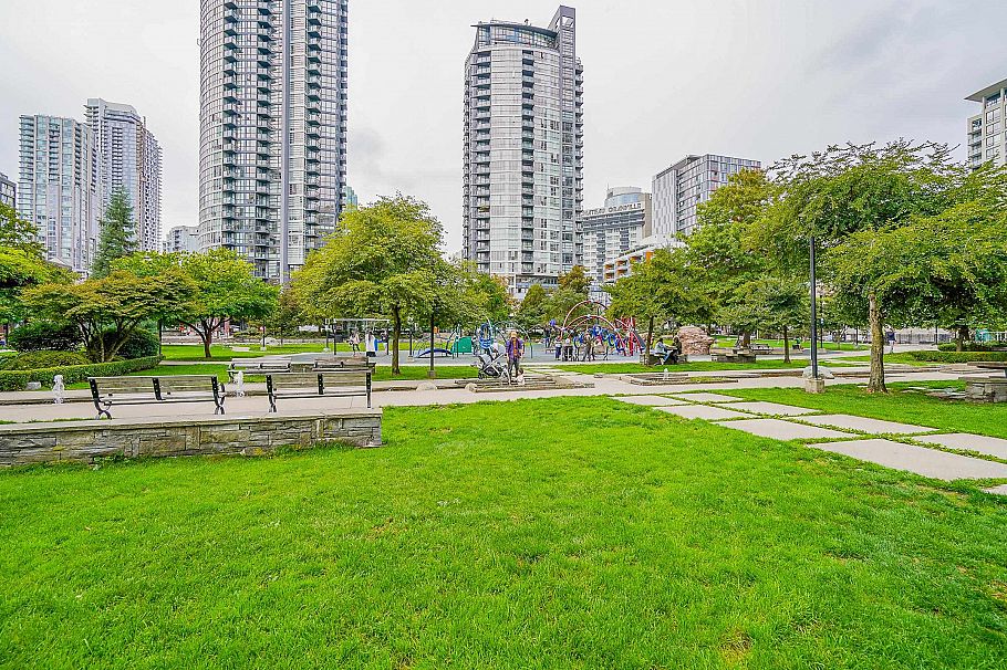 212 1238 Seymour Street Vancouver, BC - 20