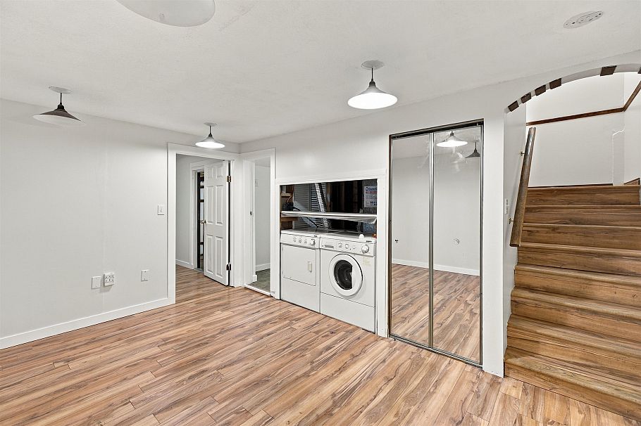 64 3433 E 49th Avenue Vancouver, BC - 27