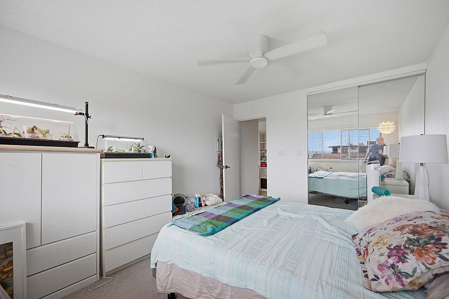 307 2710 Lonsdale Avenue North Vancouver, BC - 23