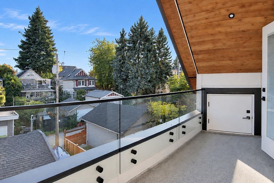2 746 E 12th Avenue Vancouver, BC - 27