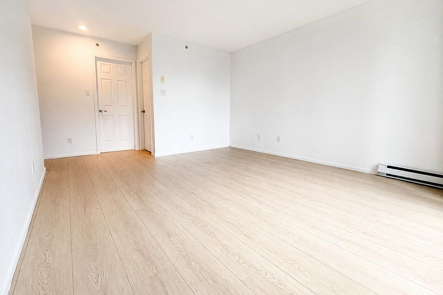 504 1159 Main Street Vancouver, BC - 16