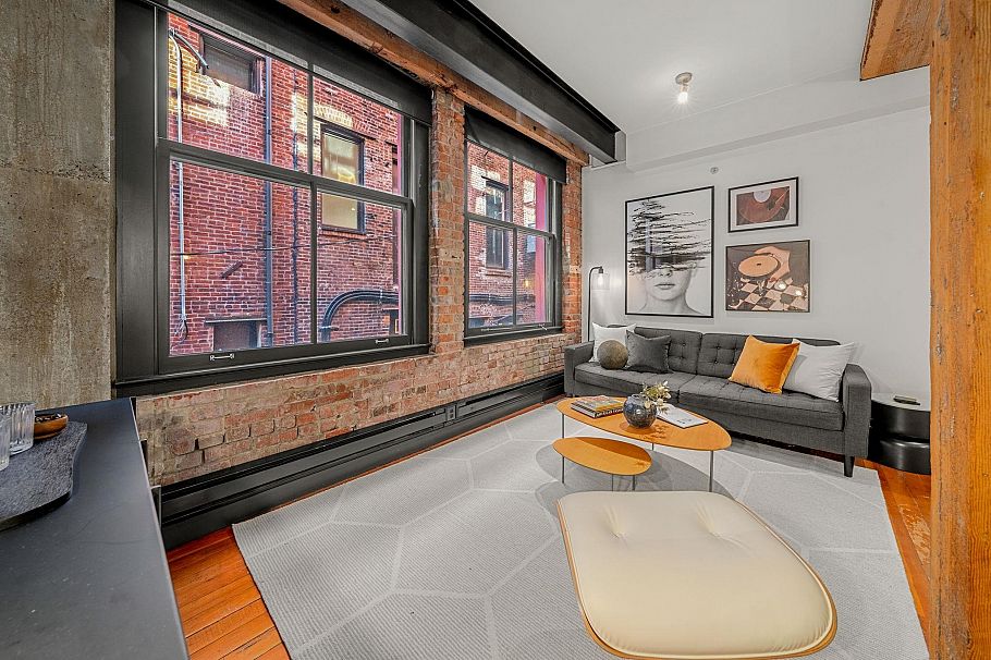204 310 Water Street Vancouver, BC - 5