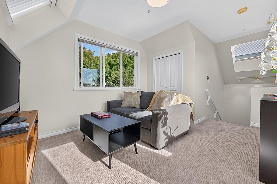 135 E 43rd Avenue Vancouver, BC - 36