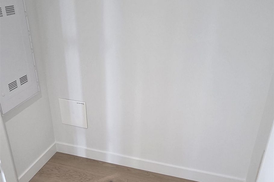 #1002 1530 W 6th Avenue Vancouver, BC - 10