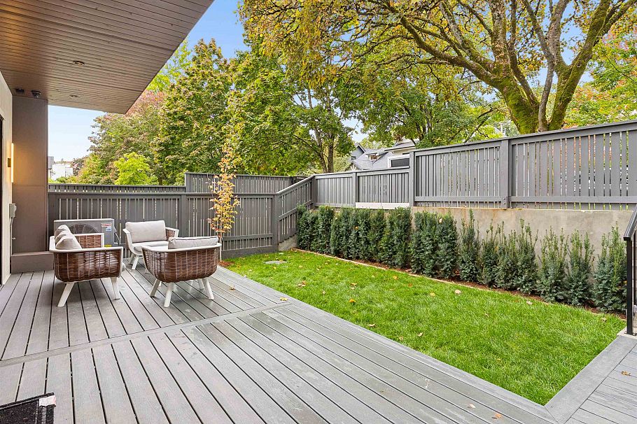 1 1986 E 8th Avenue Vancouver, BC - 28
