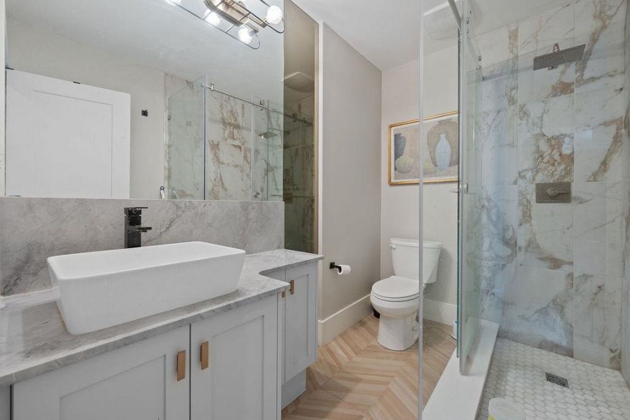 3264 W 38th Avenue Vancouver, BC - 11