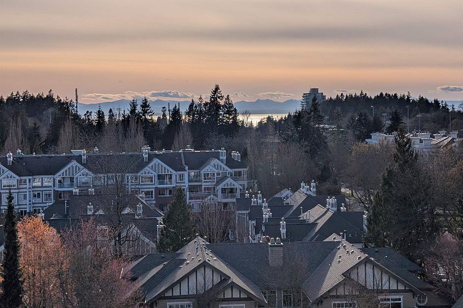 901 5615 Hampton Place Vancouver, BC - 1