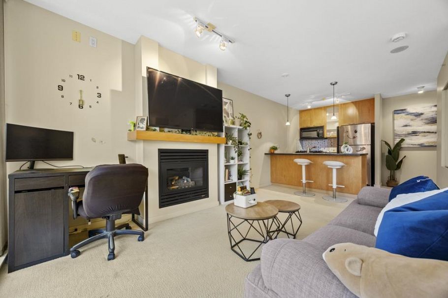 408 989 Richards Street Vancouver, BC - 5