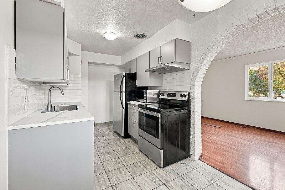 64 3433 E 49th Avenue Vancouver, BC - 15