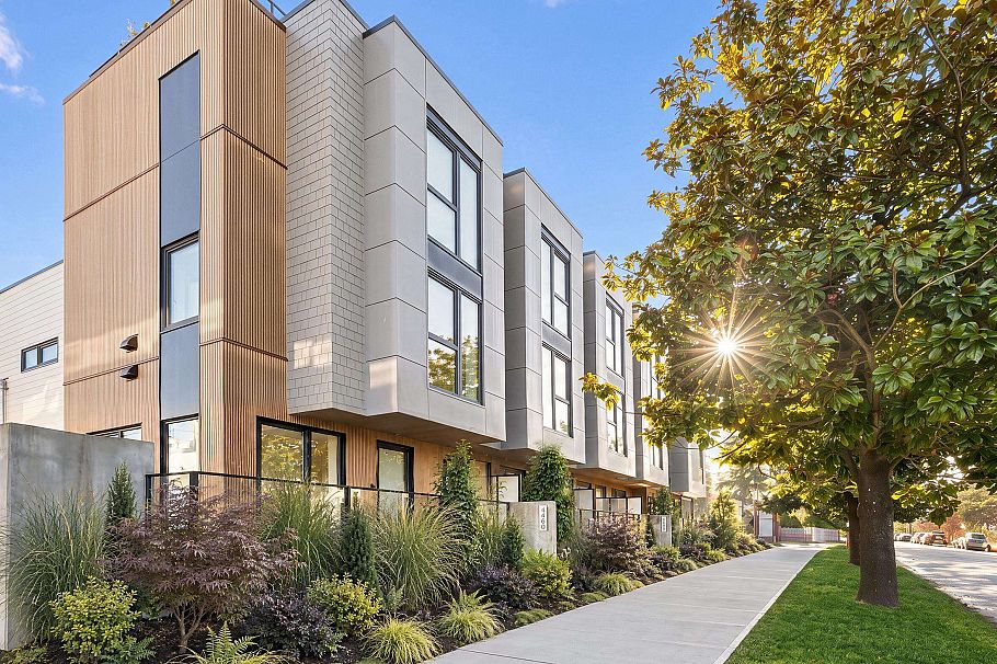 4460 Ash Street Vancouver, BC - 1