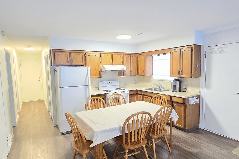 2986 E 3rd Avenue Vancouver, BC - 11