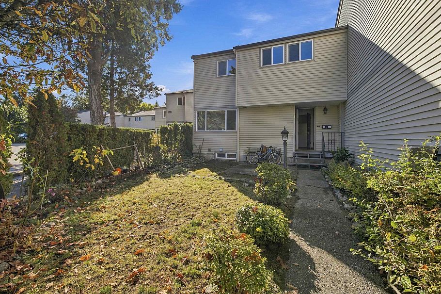 64 3433 E 49th Avenue Vancouver, BC - 36