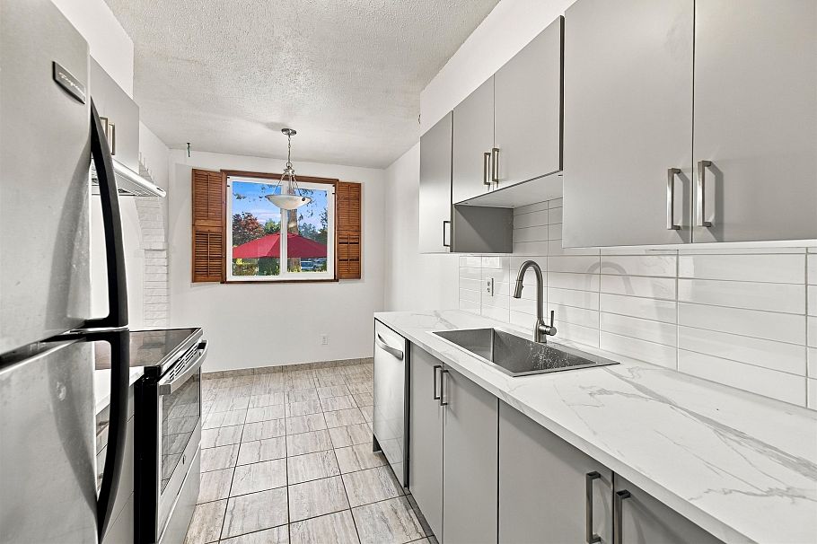 64 3433 E 49th Avenue Vancouver, BC - 13