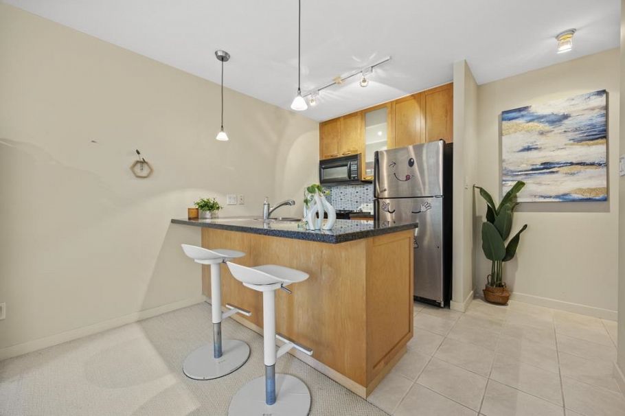 408 989 Richards Street Vancouver, BC - 7