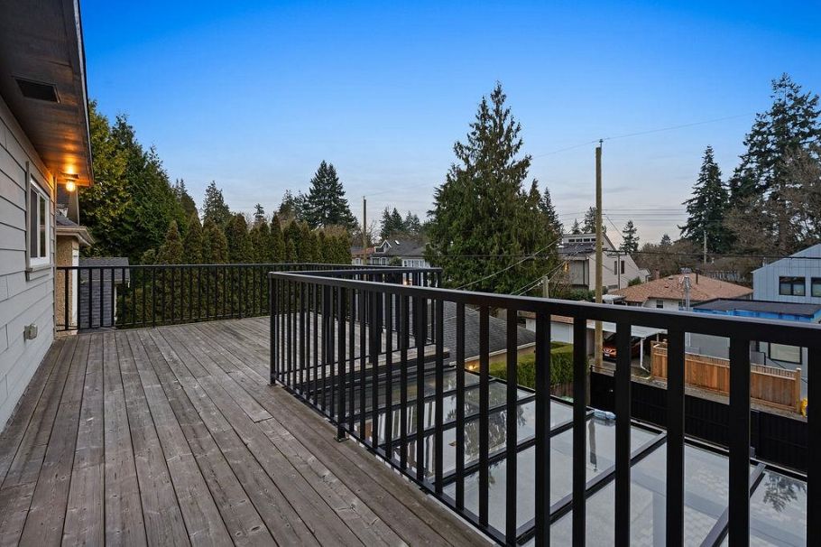 3264 W 38th Avenue Vancouver, BC - 14
