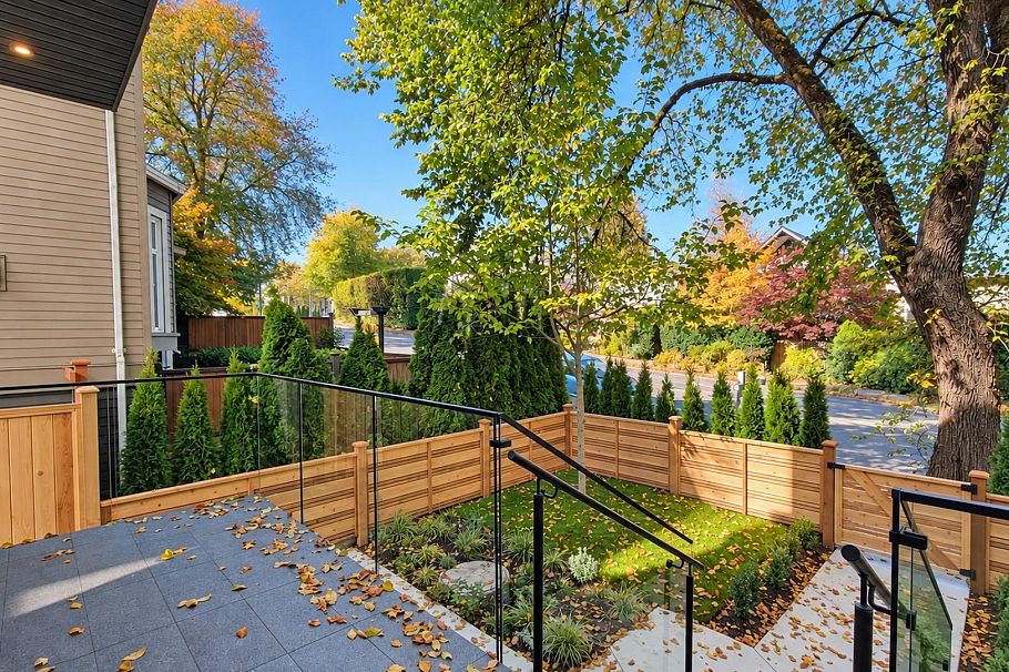 1 746 E 12th Avenue Vancouver, BC - 29