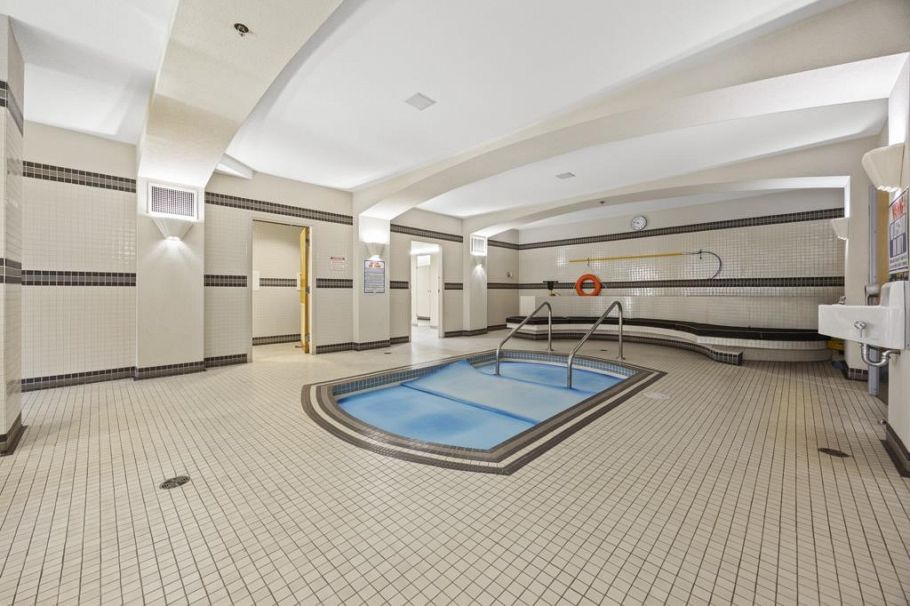 408 989 Richards Street Vancouver, BC - 17