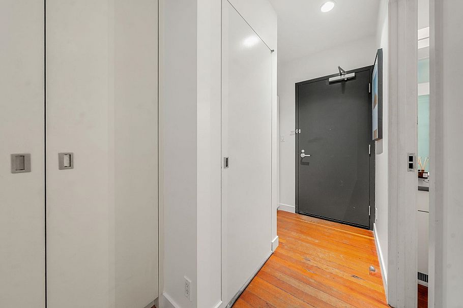 204 310 Water Street Vancouver, BC - 22