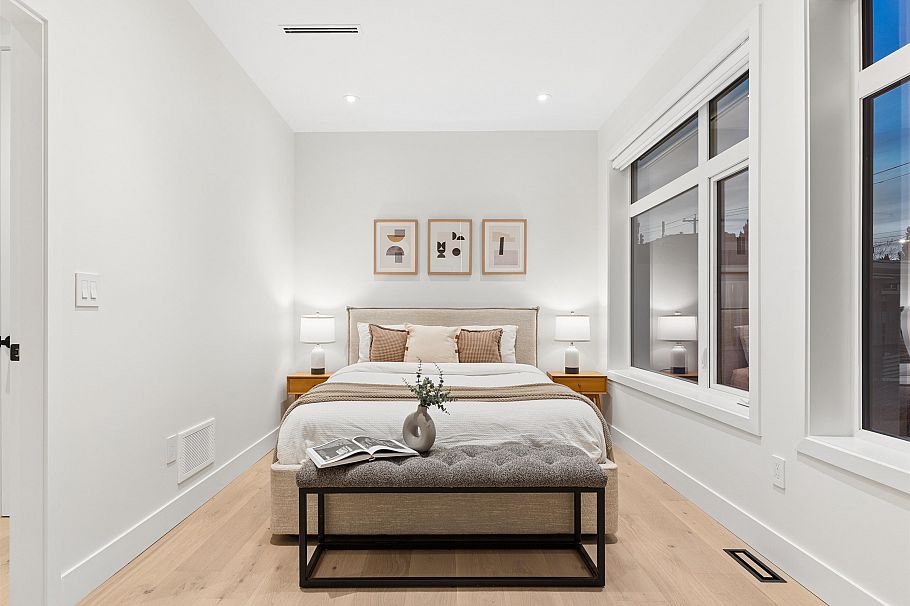 2 2541 E 2nd Avenue Vancouver, BC - 12