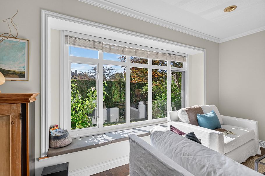 135 E 43rd Avenue Vancouver, BC - 7