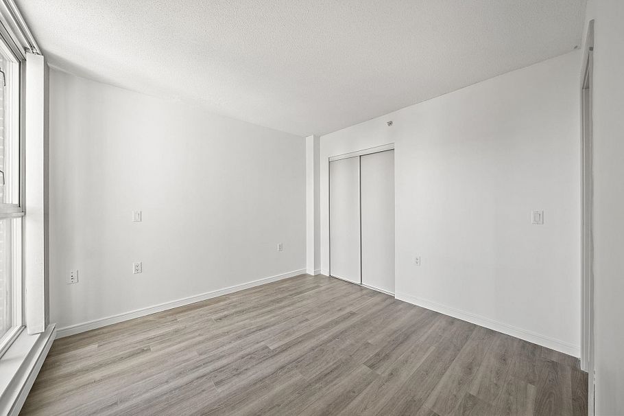 1807 1068 Hornby Street Vancouver, BC - 9