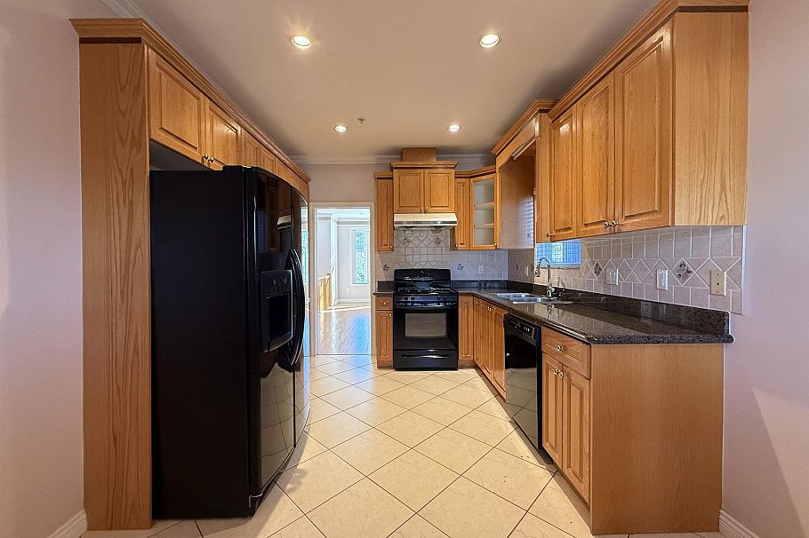 Upper-3021 E 29TH AVENUE, Vancouver BC V5R 1V9 Vancouver, BC - 5