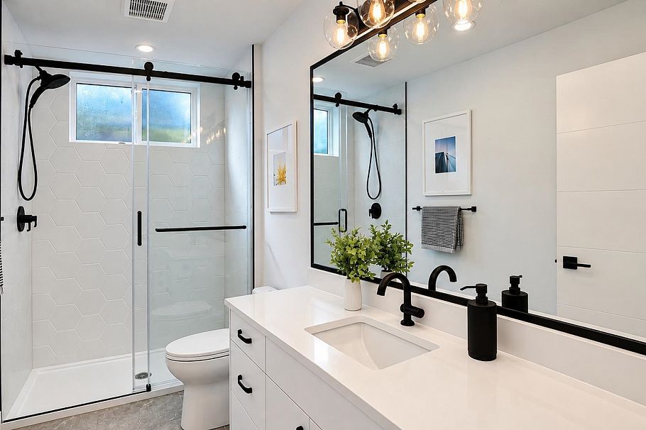 2 746 E 12th Avenue Vancouver, BC - 25