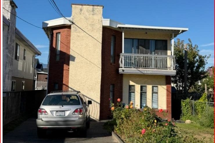 1765 E 28th Avenue Vancouver, BC - 1