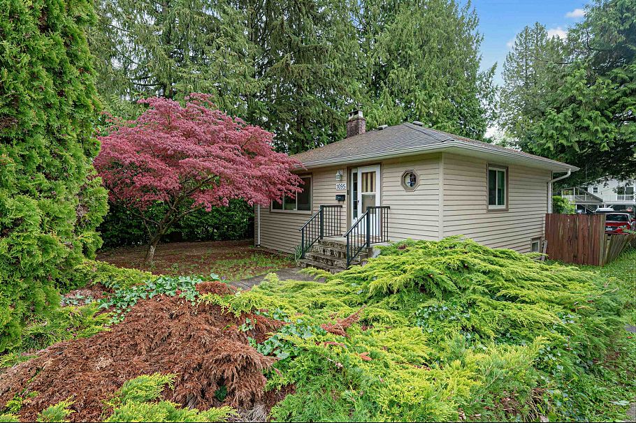 1095 E 29th Street North Vancouver, BC - 20