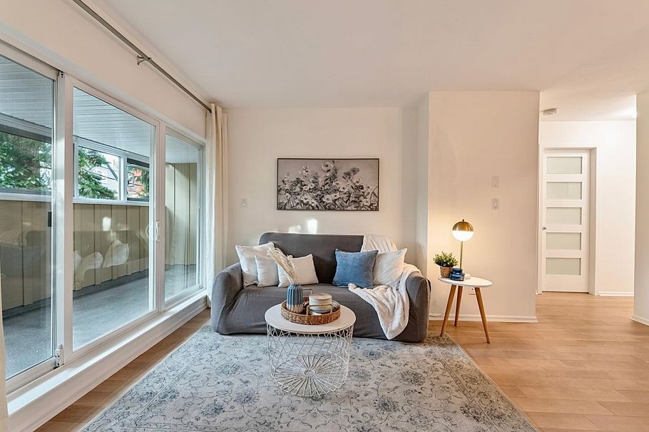 7 3250 W 4th Avenue Vancouver, BC - 4