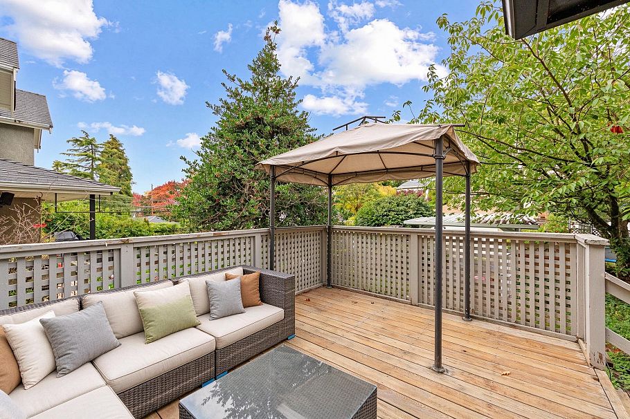 2923 W 32nd Avenue Vancouver, BC - 25