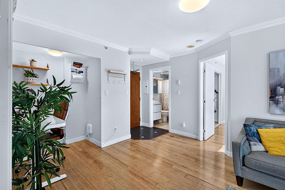 506 1166 Melville Street Vancouver, BC - 8