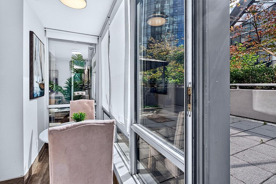 506 1166 Melville Street Vancouver, BC - 25