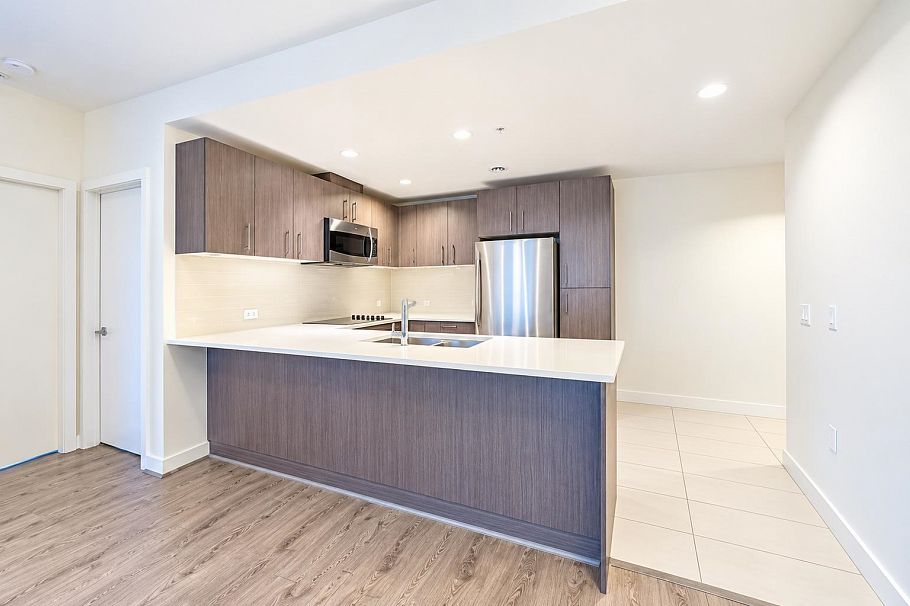 315 5981 Gray Avenue Vancouver, BC - 4