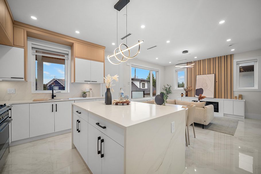 1554 W 66th Avenue Vancouver, BC - 4
