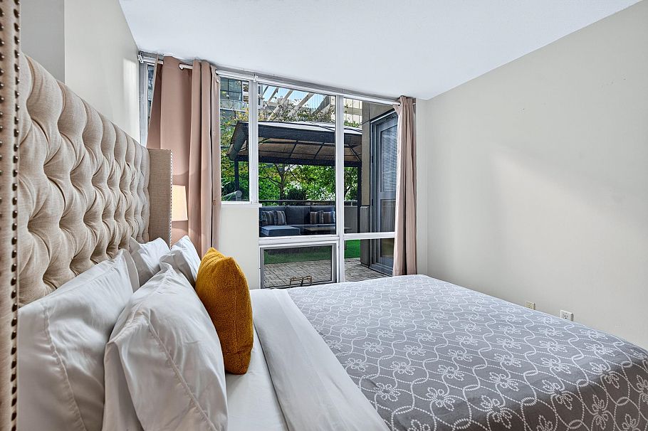 506 1166 Melville Street Vancouver, BC - 18