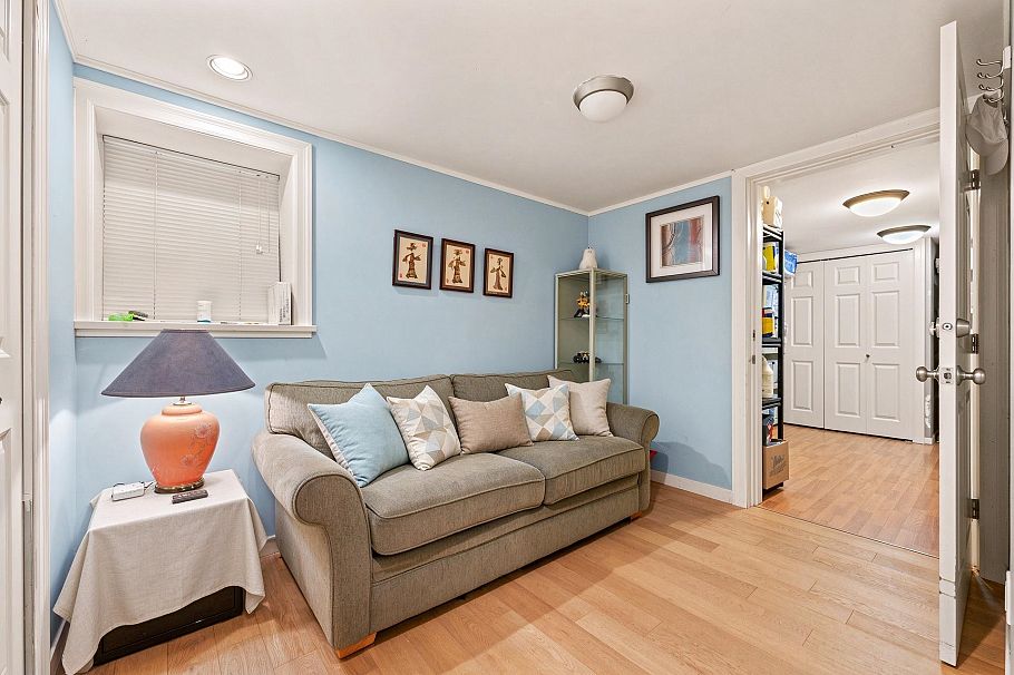 2923 W 32nd Avenue Vancouver, BC - 23