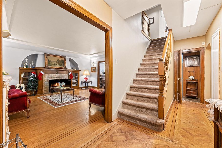2923 W 32nd Avenue Vancouver, BC - 11